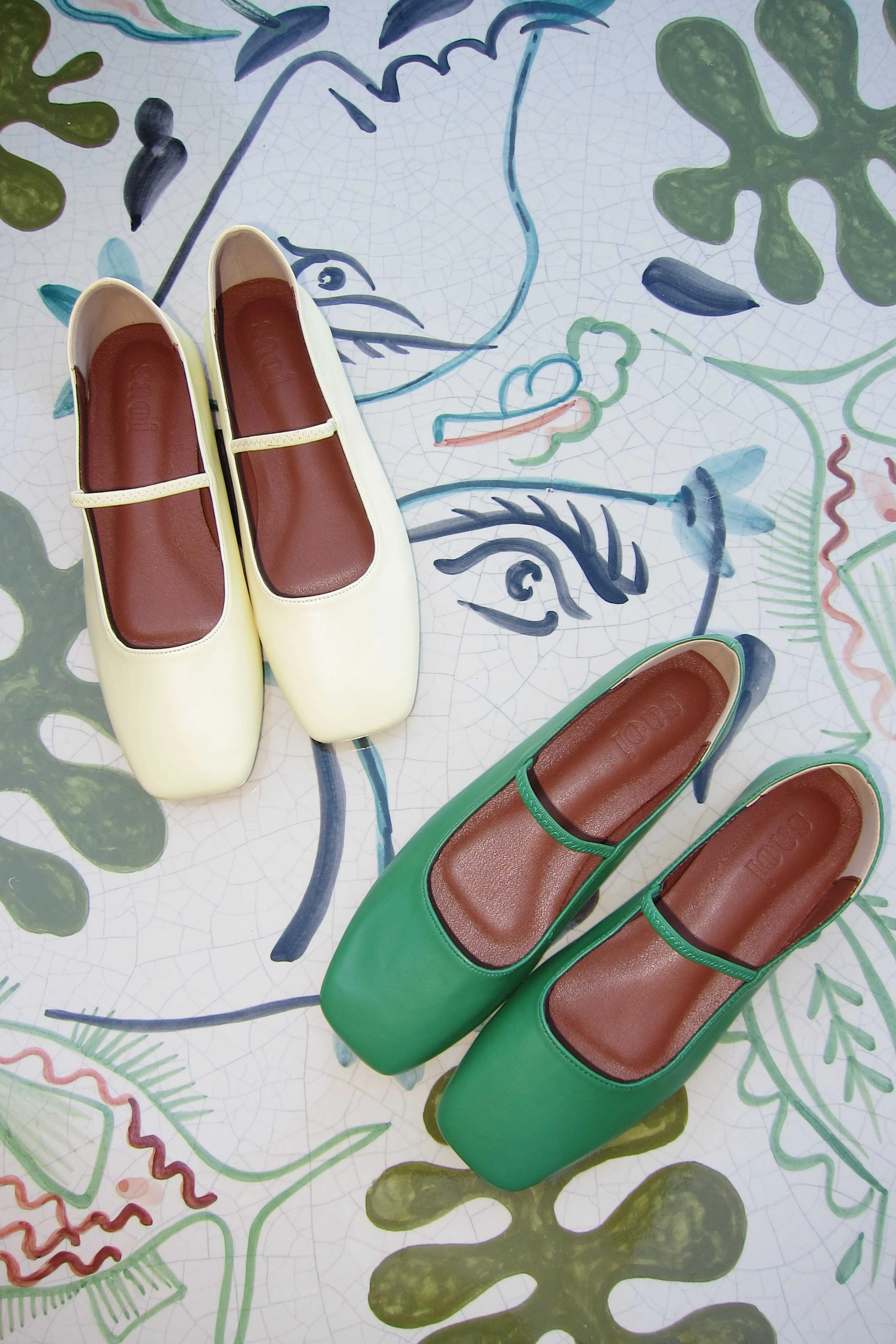 Janet Flats in Kelly Green